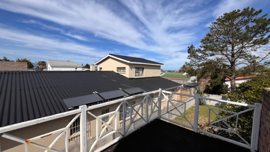 3 Bedroom Property for Sale in Kleinmond Western Cape